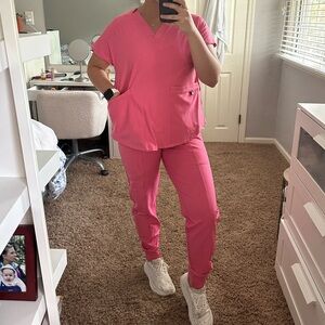 Climateright by cuddl duds scrub set